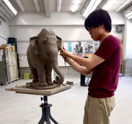 彫刻専攻 動物塑像 | 彫刻専攻 | 河合塾美術研究所 名古屋校 授業風景